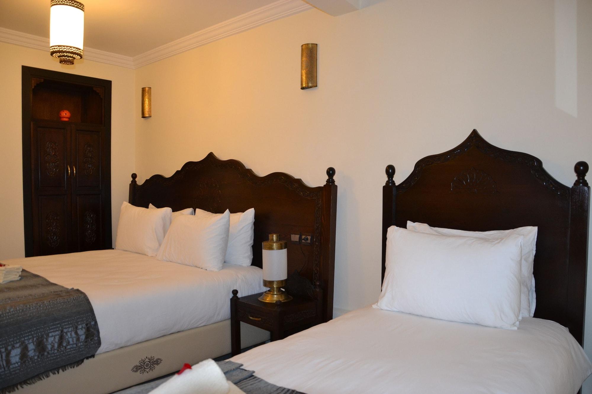 אסאוירה Hotel Riad Ben Atar מראה חיצוני תמונה