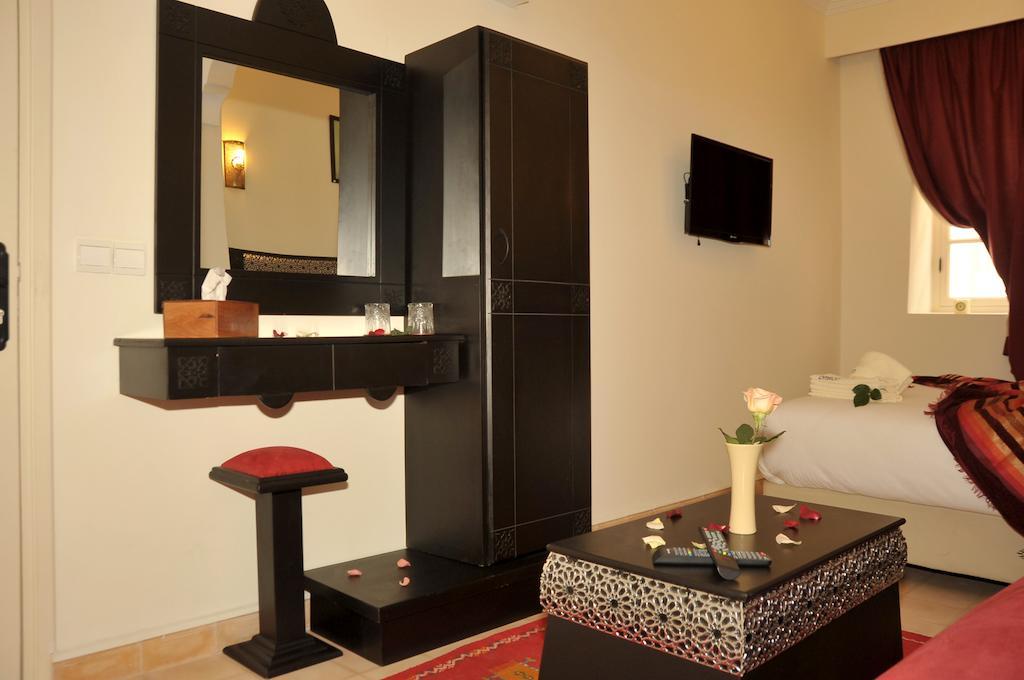 אסאוירה Hotel Riad Ben Atar מראה חיצוני תמונה